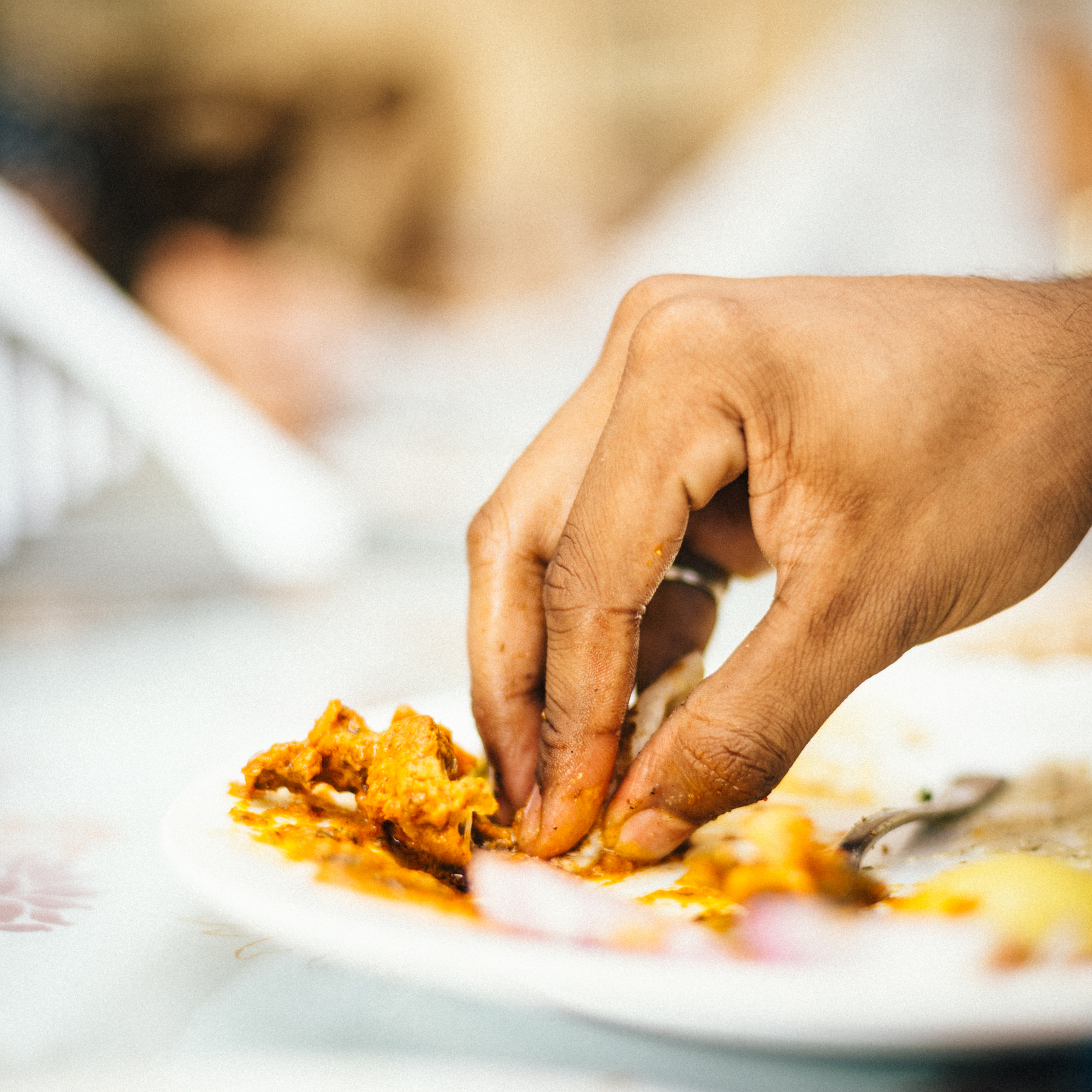 Mangiare con le mani in India